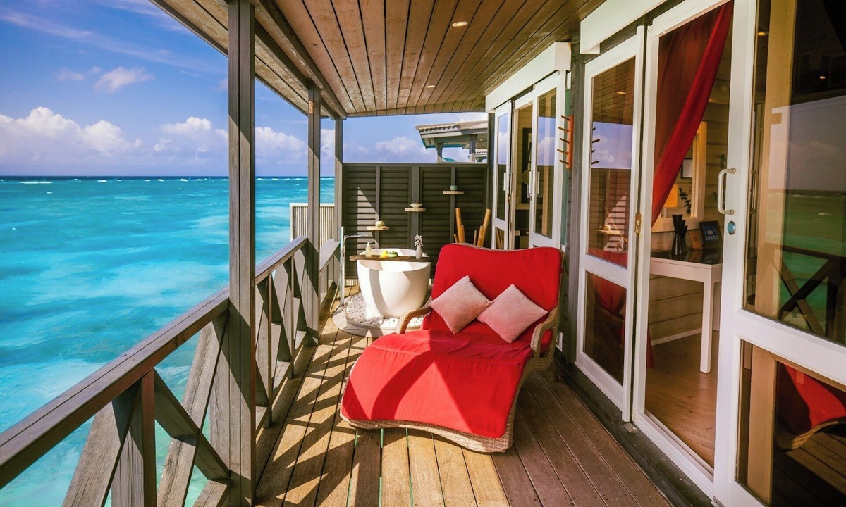 Kuredu Island Hotel | Kuredu Island Resort & Spa