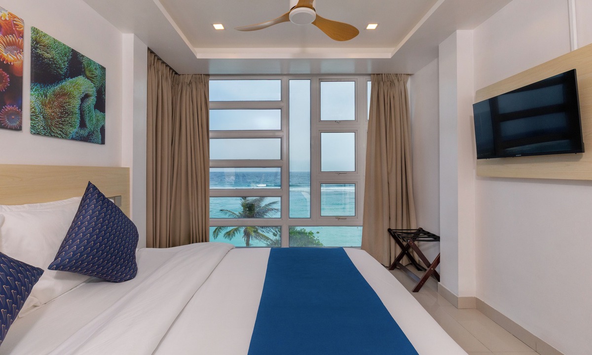 Hulhumale Hotel | Whiteharp Beach Inn