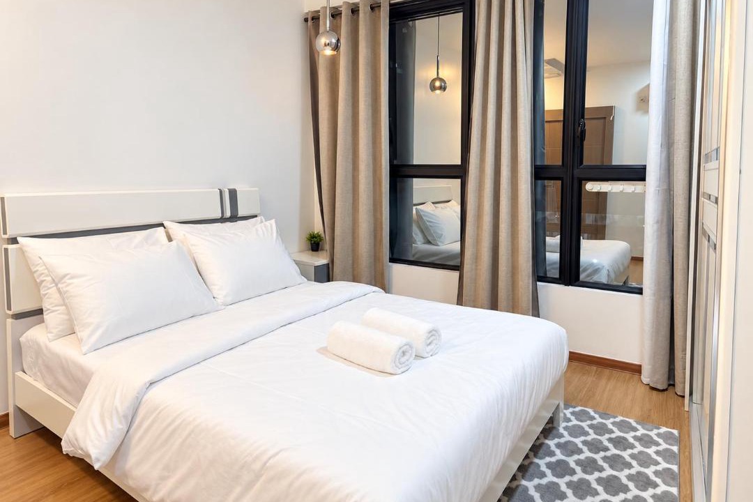 Hulhumale Apartment | Luxury 3BR - Airport Pickup - Rooftop SeaView Pool Gym Terrace Near Airport