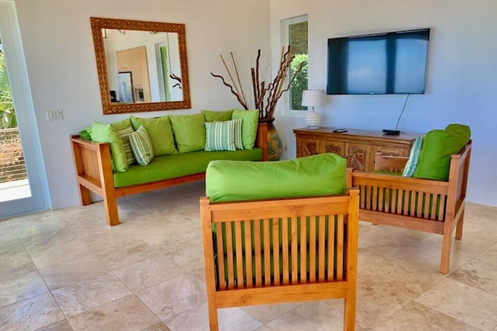 Photo of Livingroom in Tortola