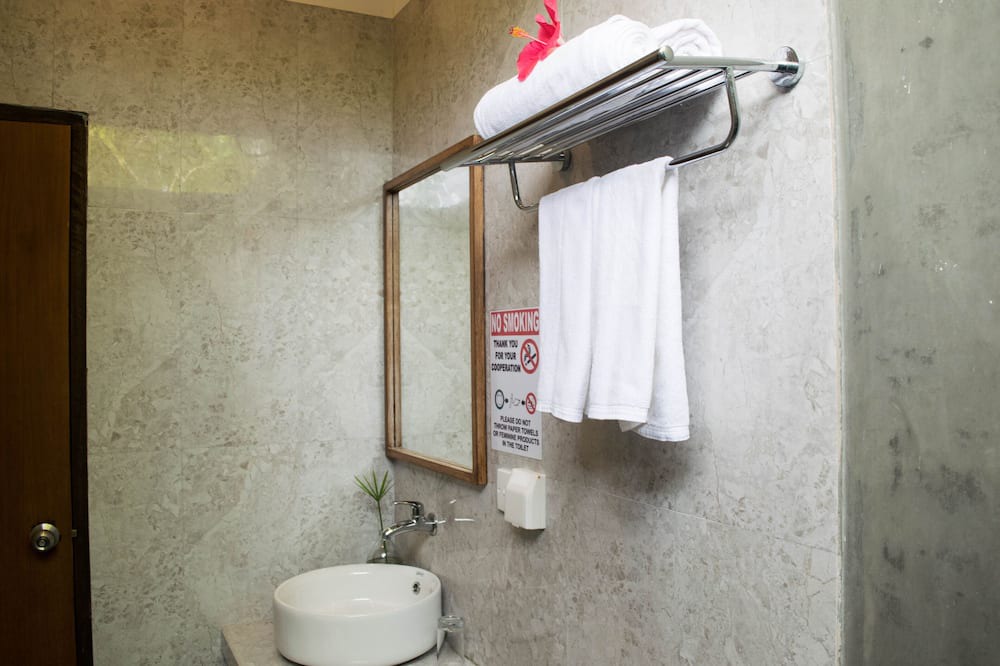 Photo of Bathroom in Dhigurah