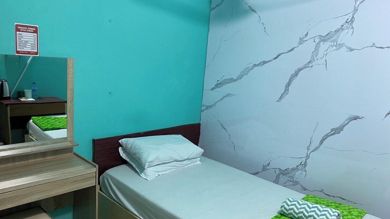 Photo of Bedroom in Male