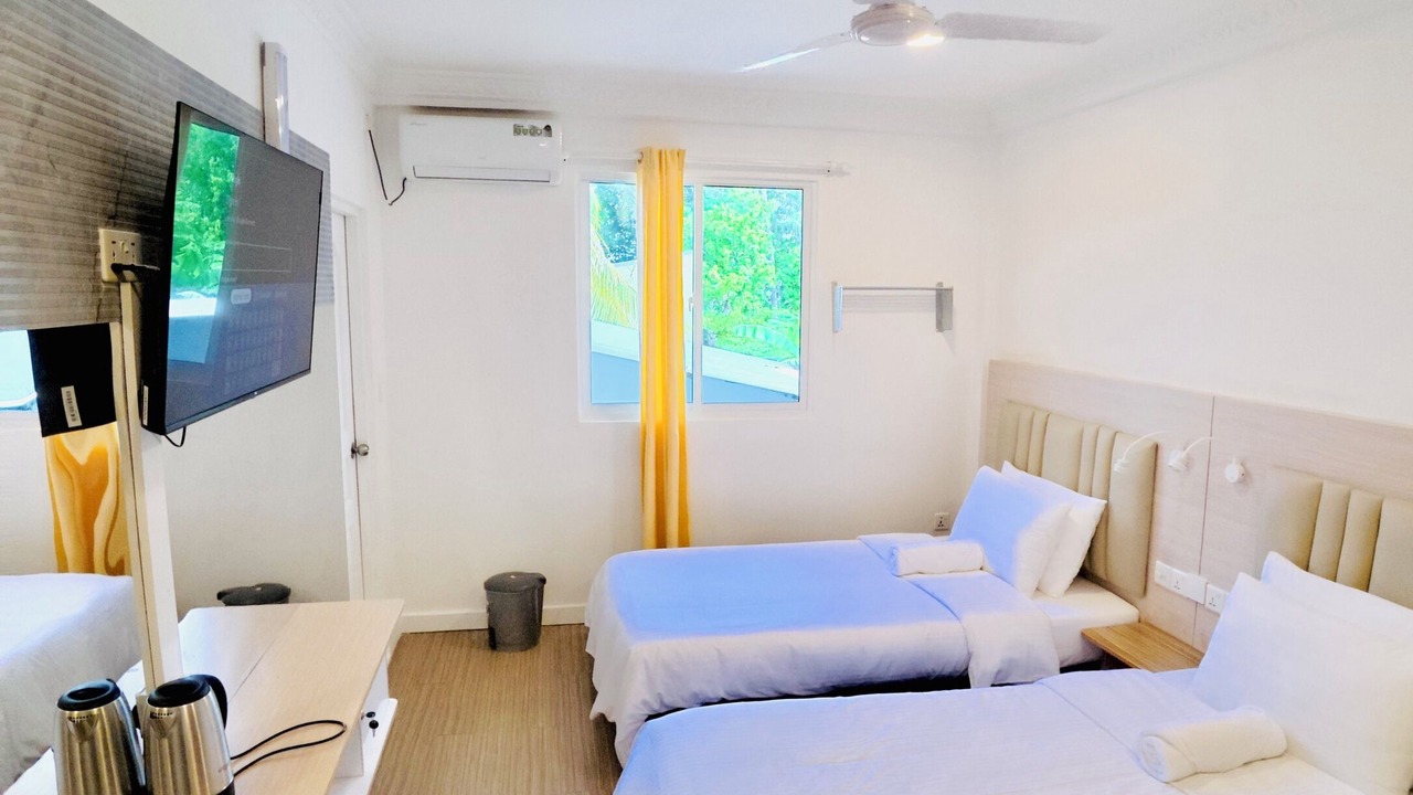 Photo of Bedroom in Thulusdhoo Island
