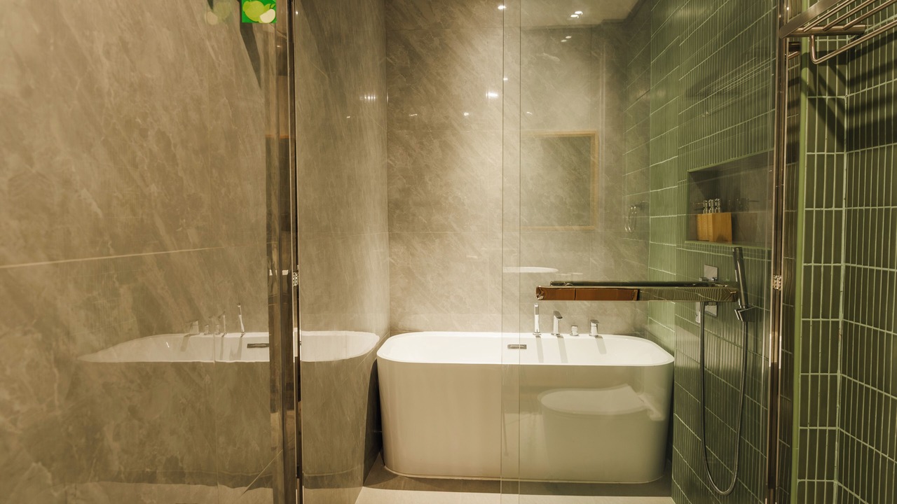 Photo of Bathroom in Dharavandhoo