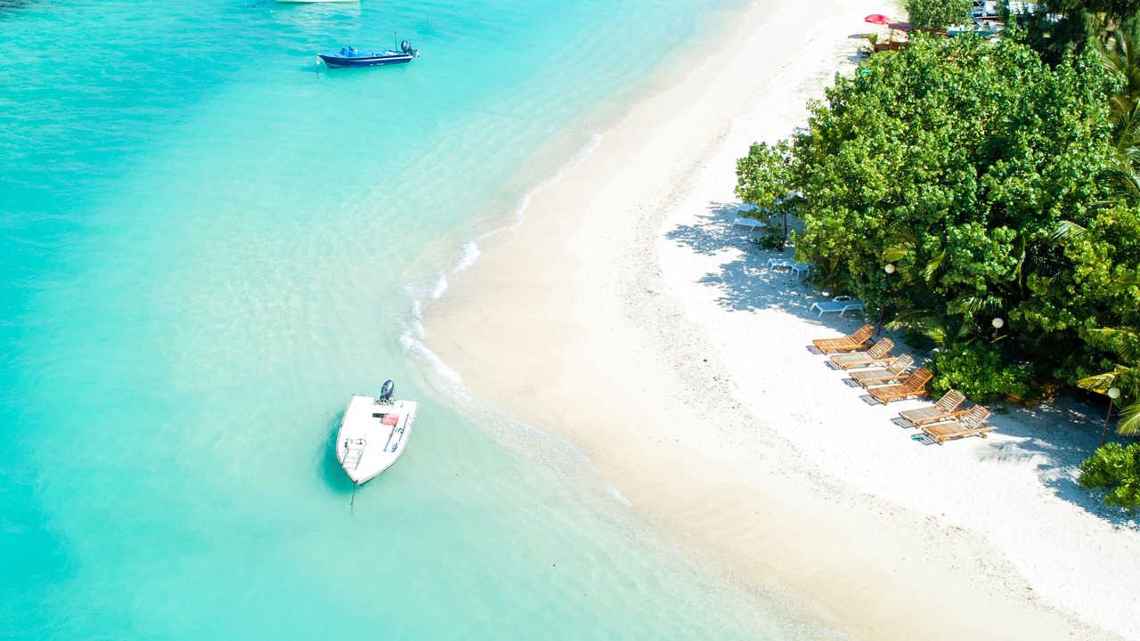 Photo of Others in Thulusdhoo Island