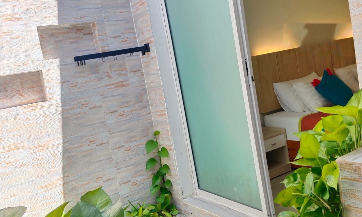 Photo of Bathroom in Thulusdhoo Island