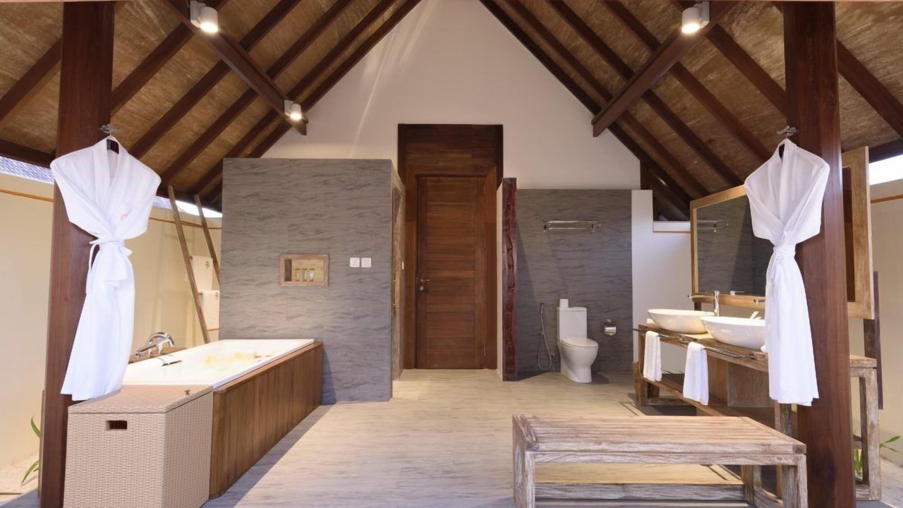 Photo of Bathroom in Dhigufaruvinagan'du