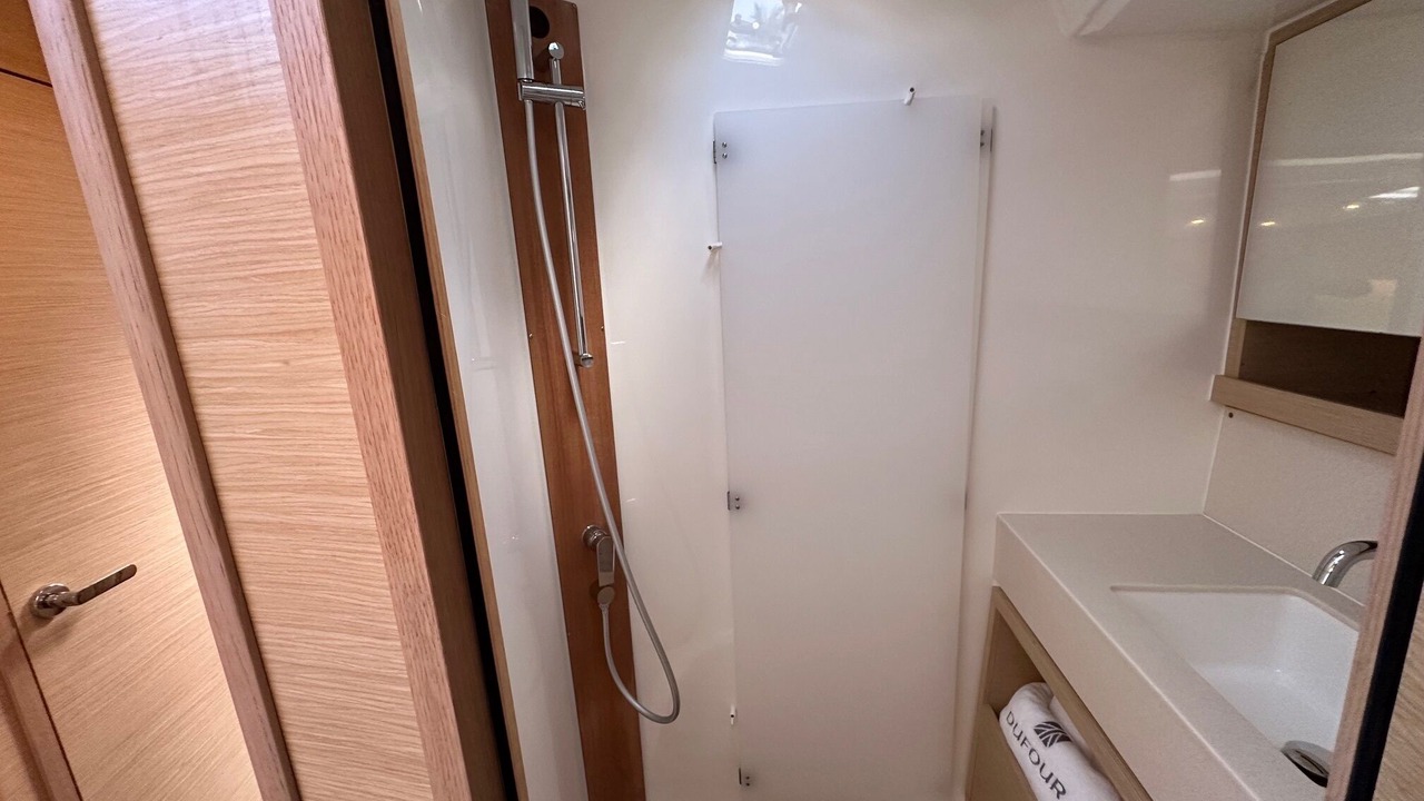 Photo of Bathroom in Road Town
