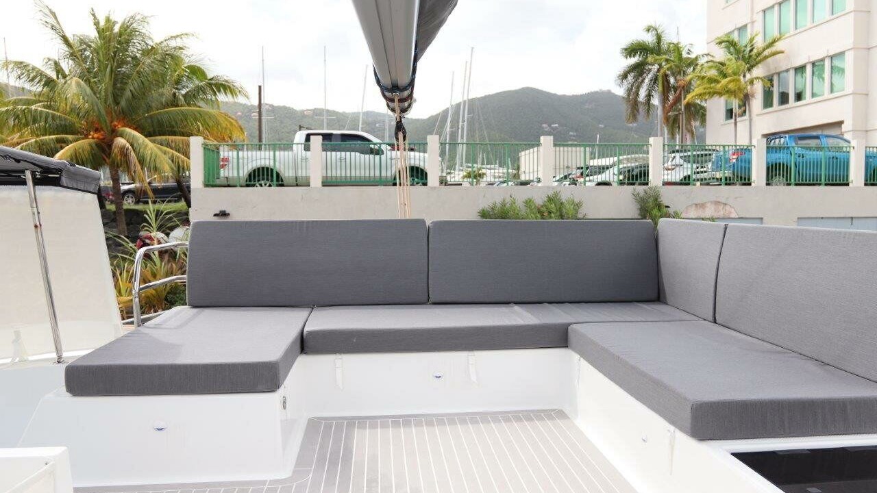 Photo of Patio Balcony in Great Mountain