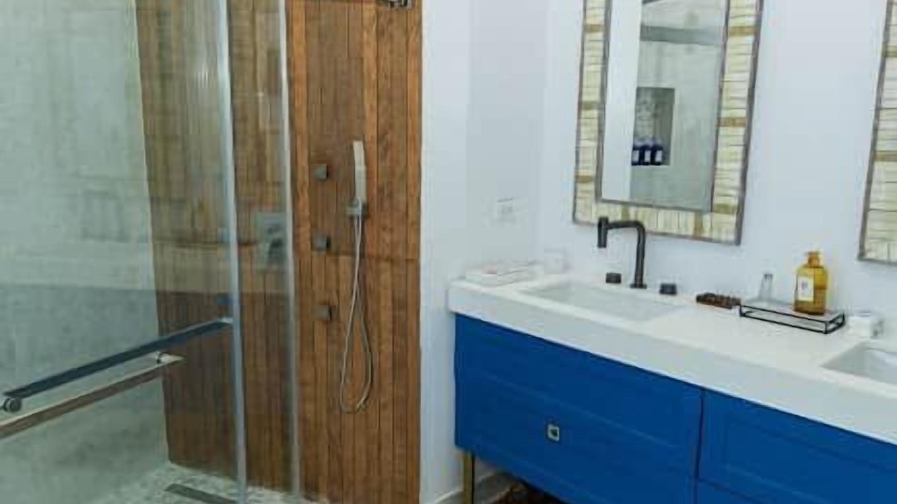 Photo of Bathroom in Wesley Will
