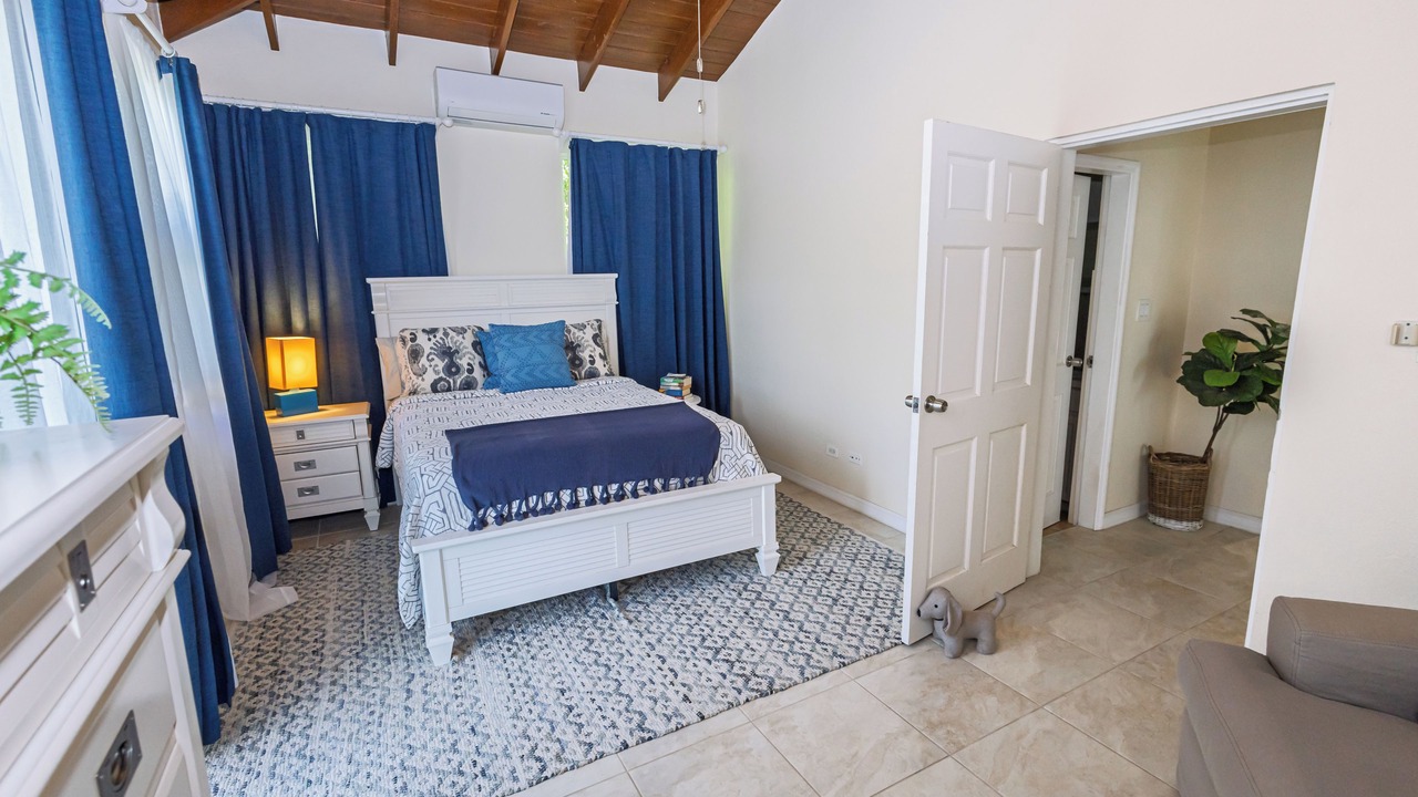Photo of Bedroom in East End