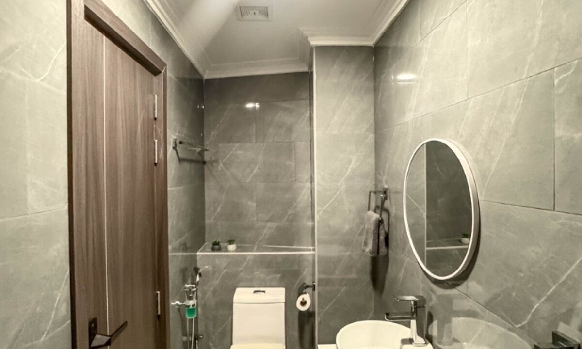 Photo of Bathroom in Male