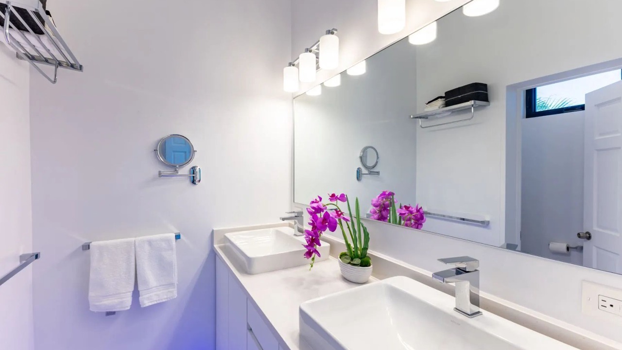 Photo of Bathroom in Other Islands
