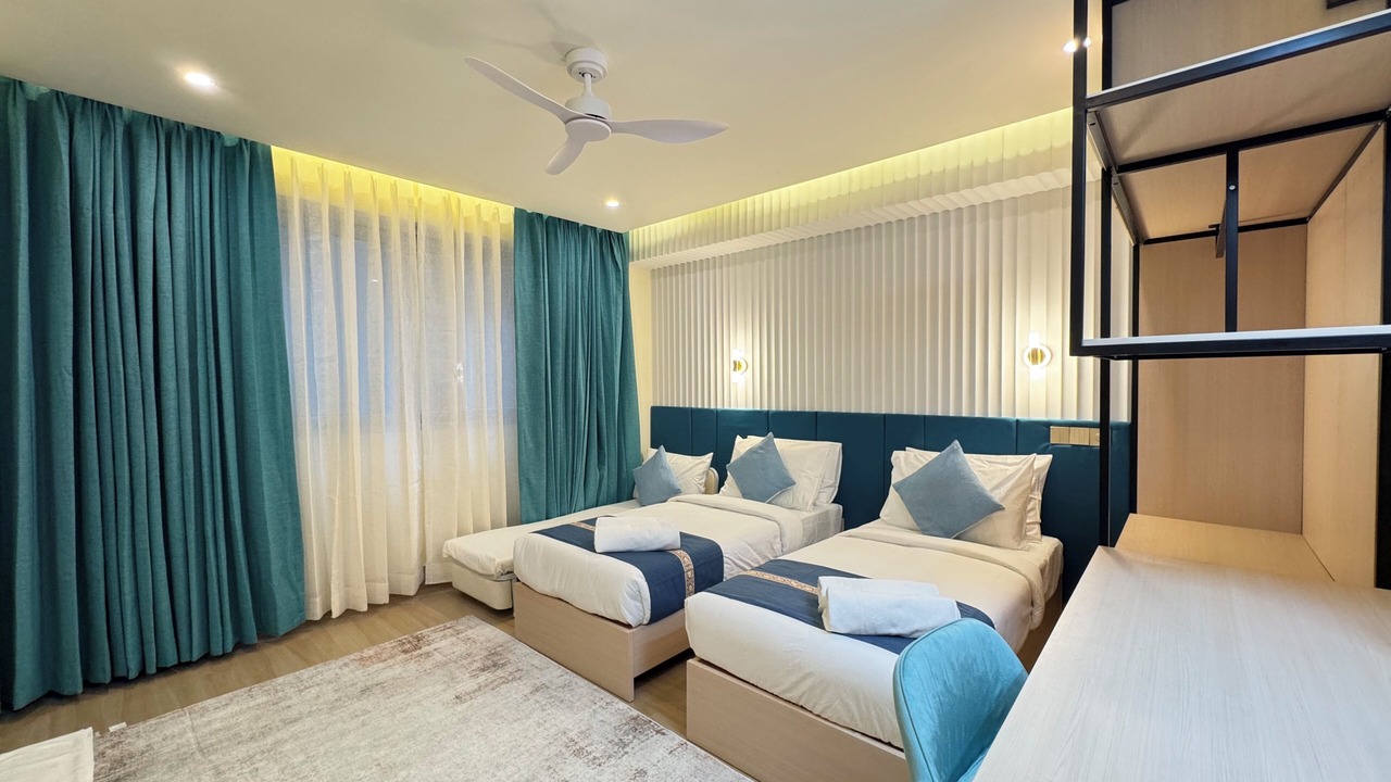 Photo of Bedroom in Male