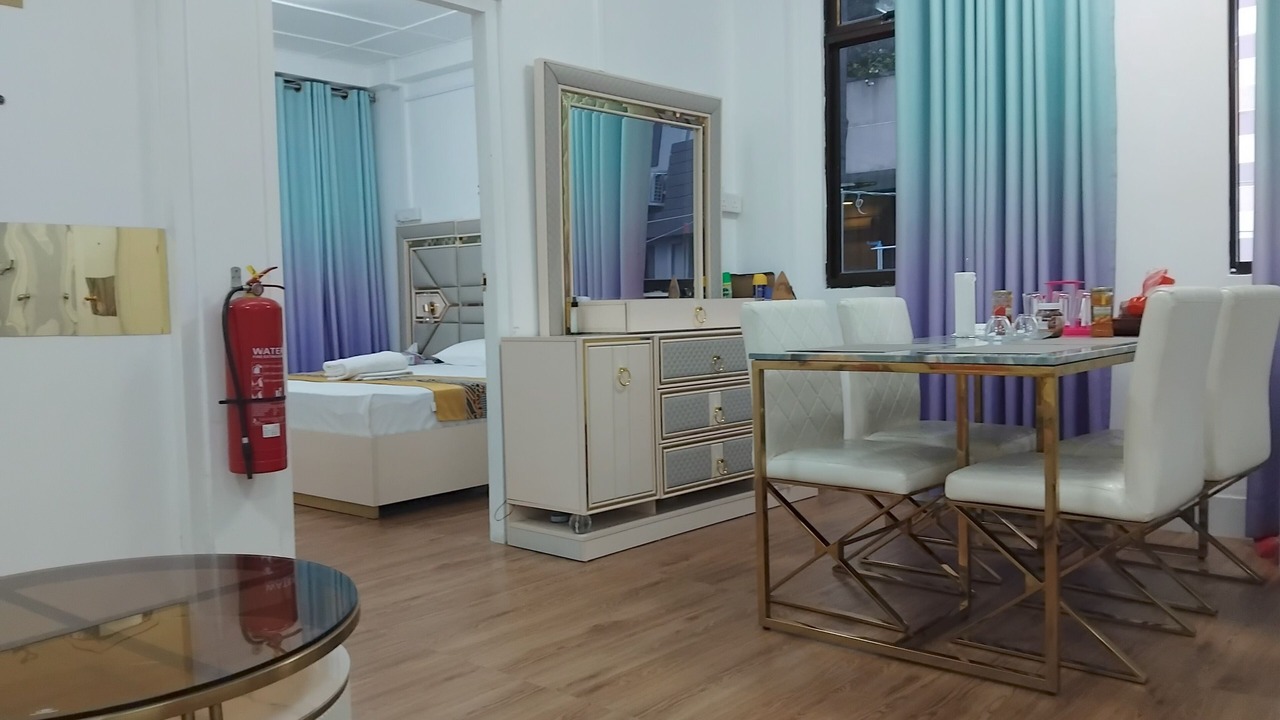 Photo of Bedroom in Male