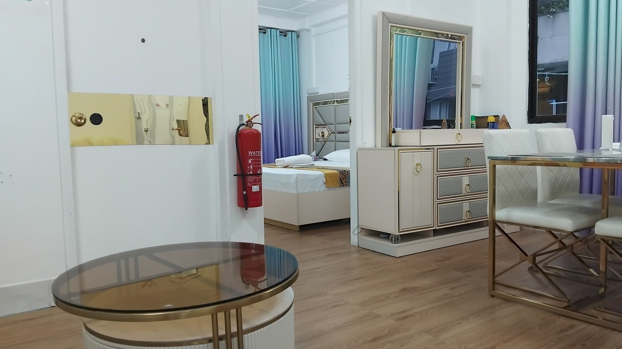 Photo of Bedroom in Male