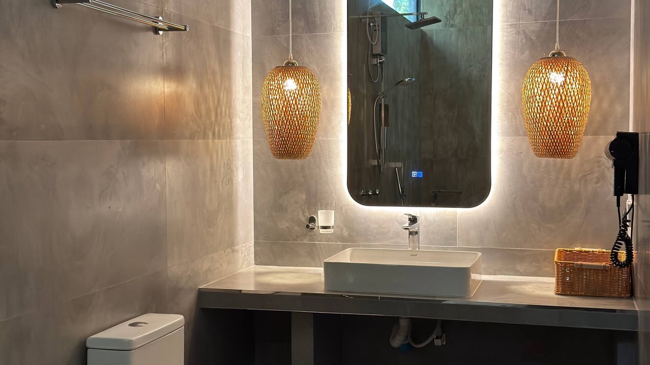Photo of Bathroom in Dharavandhoo