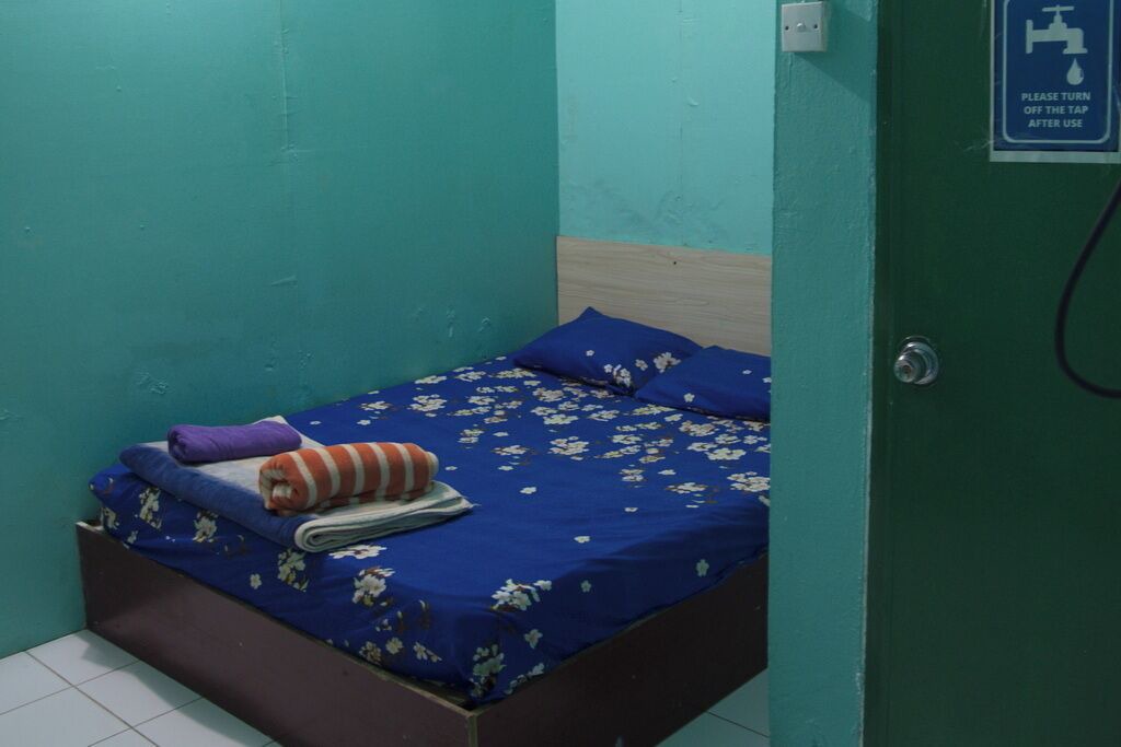 Photo of Bedroom in Male
