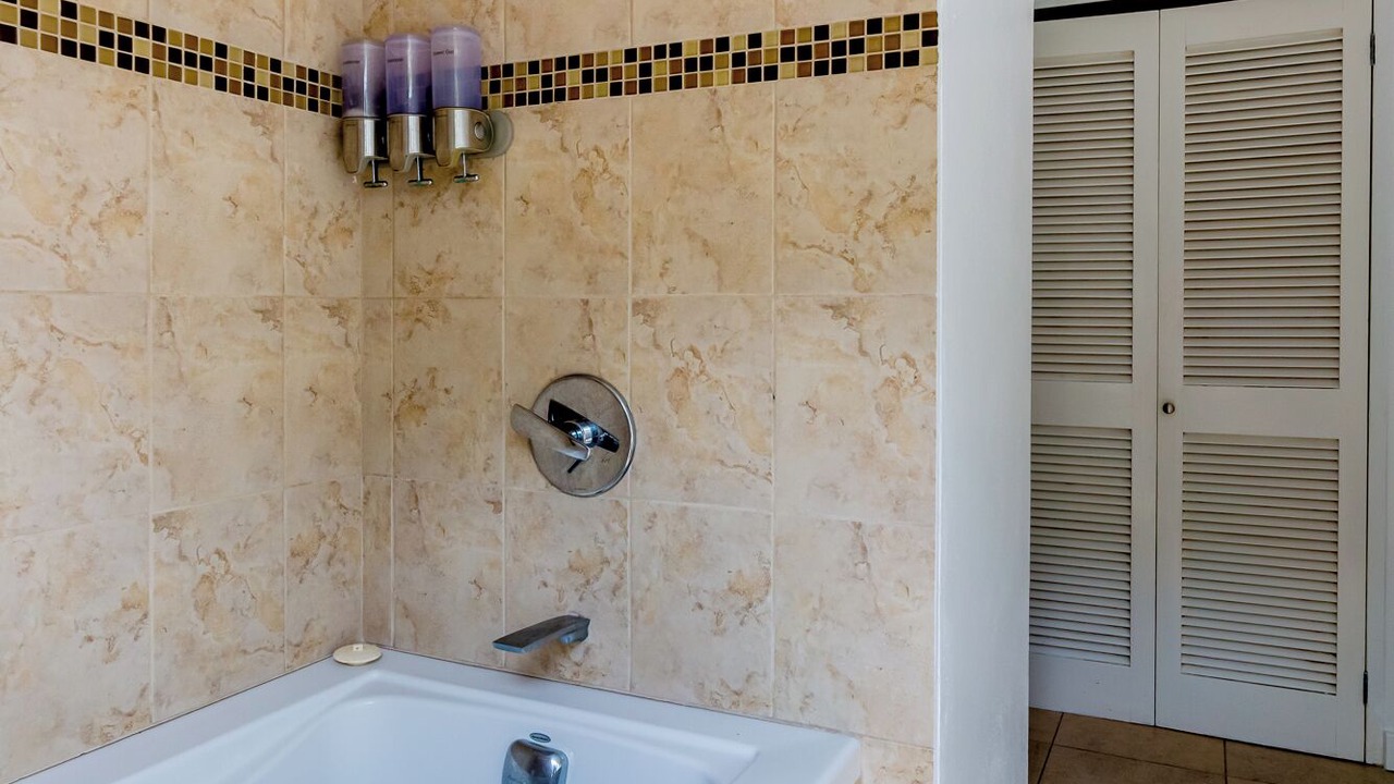 Photo of Bathroom in Brewers Bay