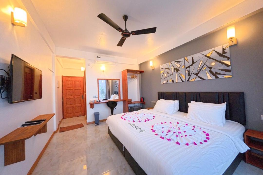 Photo of Others in Thoddoo
