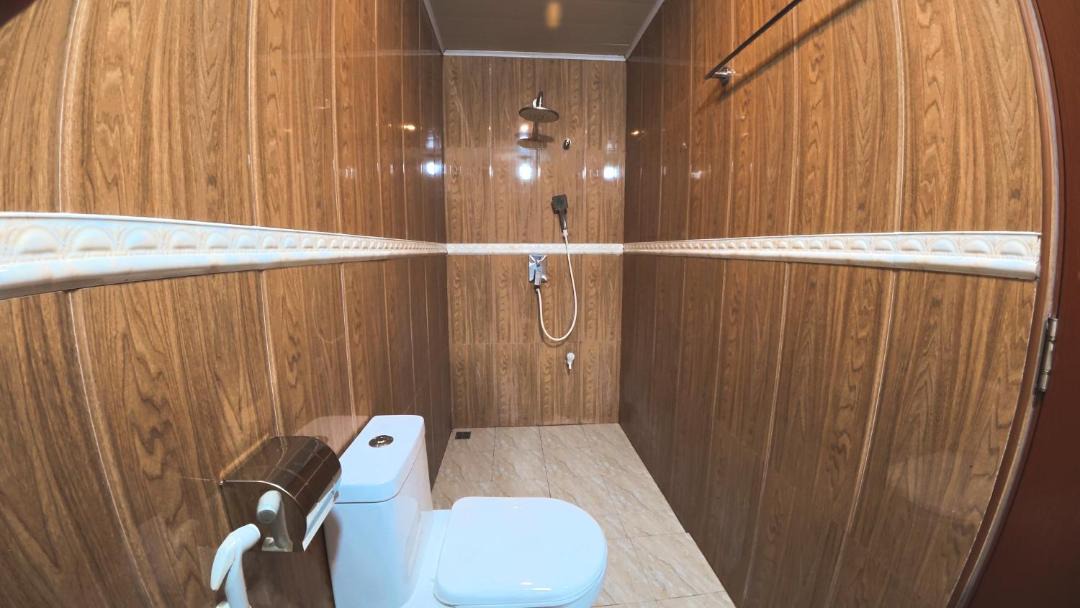 Photo of Bathroom in Maamigili