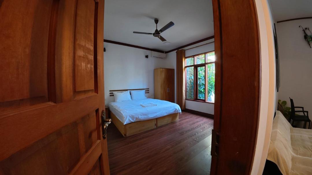 Photo of Bedroom in Maamigili