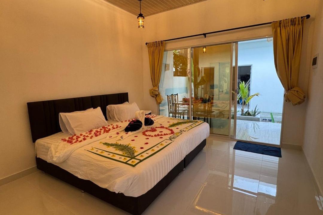 Photo of Bedroom in Thoddoo