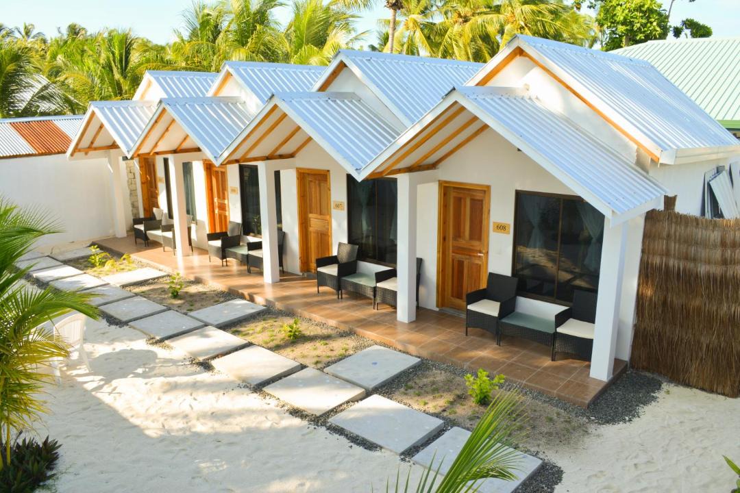 Photo of Others in Thoddoo