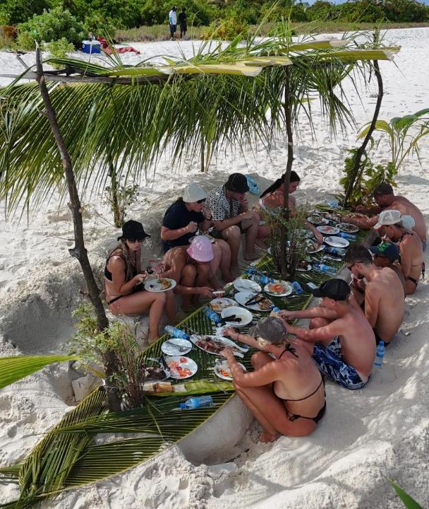 Photo of Others in Fodhdhoo