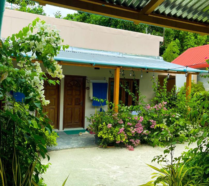 Photo of Others in Thoddoo
