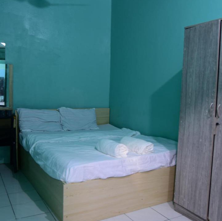 Photo of Bedroom in Male