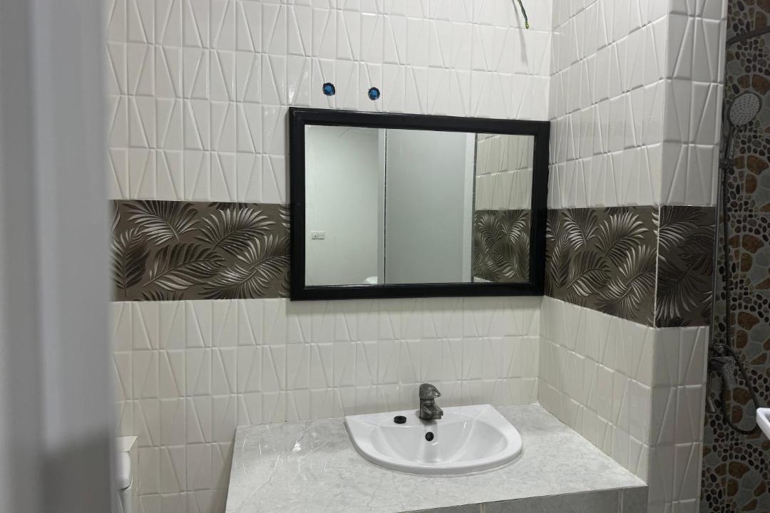 Photo of Bathroom in Faresmaathodaa