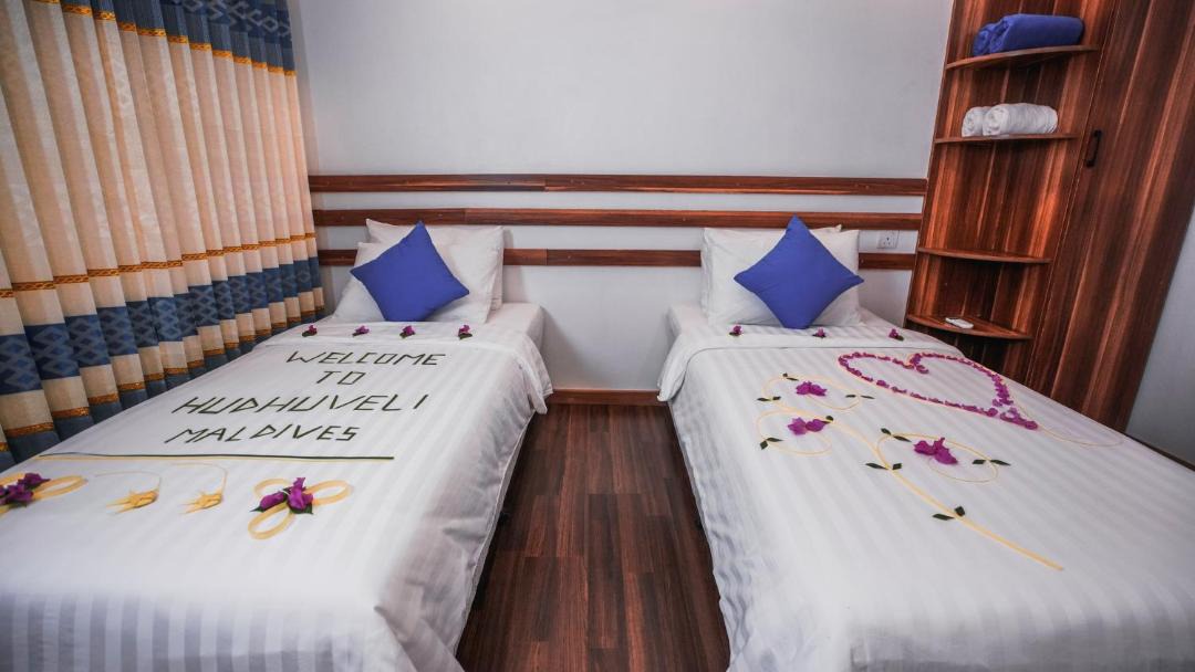Photo of Bedroom in Omadhoo