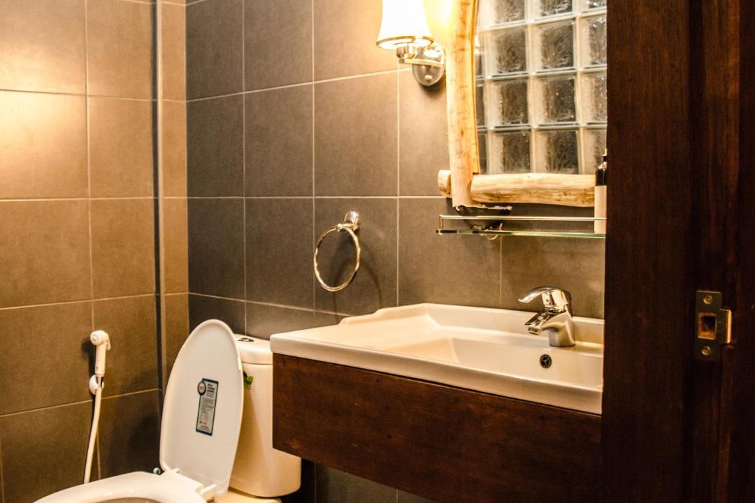 Photo of Bathroom in Hanimaadhoo