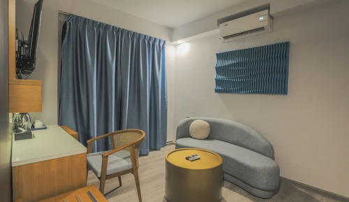 Deluxe Studio Suite, Balcony, Sea View