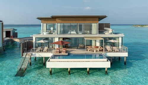 Three-Bedroom Ocean Water Pool Atelier