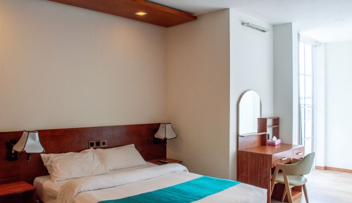 Premier Triple Room