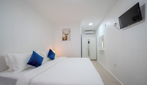 Economy Double Room, 1 King Bed, Sea View, Beachfront