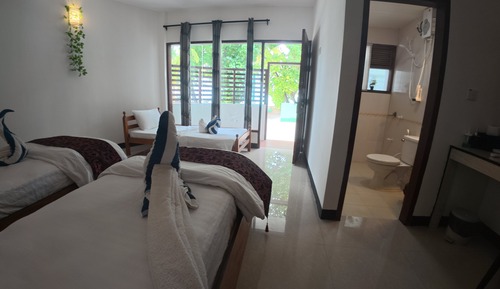 Deluxe Twin Room