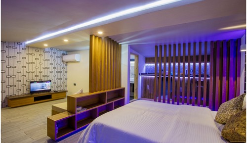 Sea View Penthouse Suite
