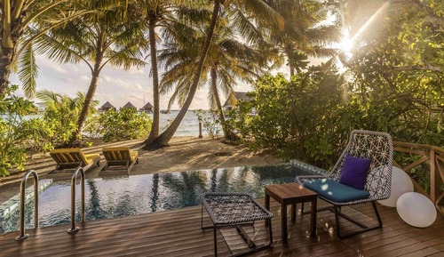 Villa (Beach Pool)