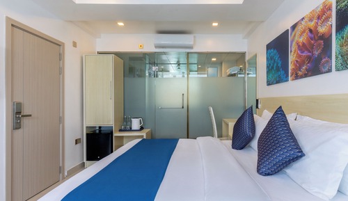 Deluxe Super Seaview