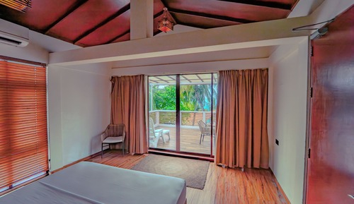 Family Room, Sea View