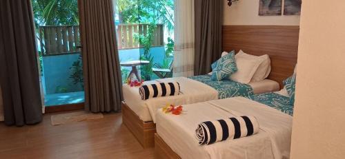 Deluxe Twin Room with Sea View