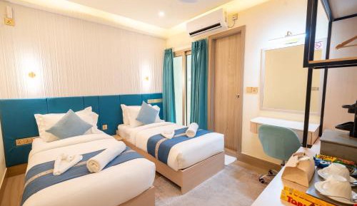 Deluxe Double or Twin Room with Balcony