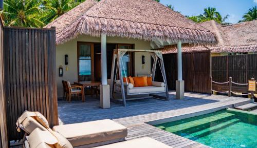 Sunset Lagoon Suite with Private Pool & Personalized Butler Service - Up to 2 children under 15 dine free and receive the same meal plan as paying adults. Subject to villa occupancy. Christmas and New Year’s Eve supplements apply.