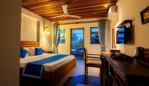 Deluxe Double or Twin Room with Sea View