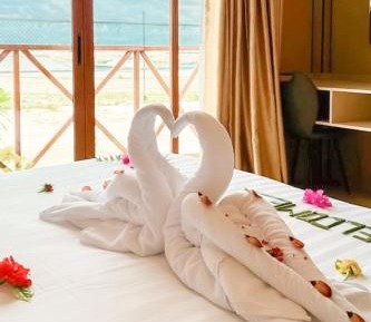 Double Room with Balcony and Sea View
