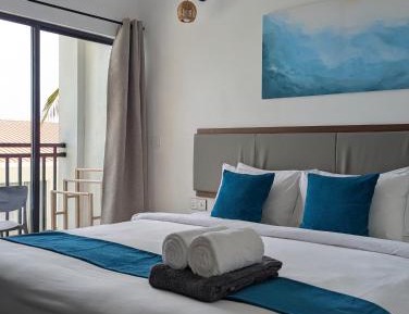 Deluxe Double or Twin Room with Balcony