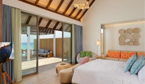 Semi Ocean Pool Villa